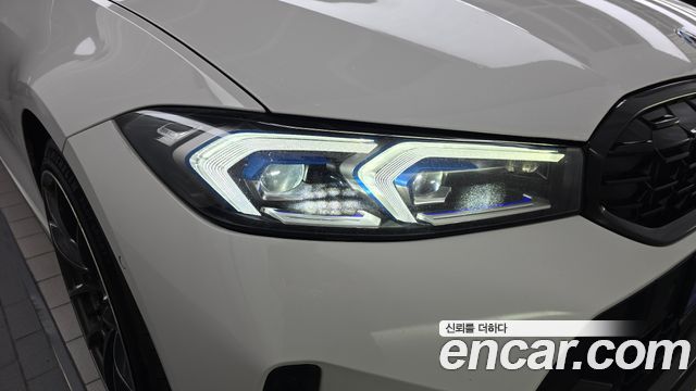 BMW 3-Series 2024 — photo 8