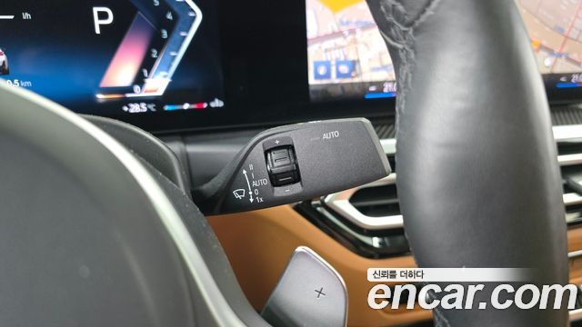 BMW 3-Series 2024 — photo 27