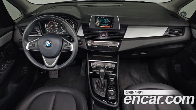 BMW 2-Series 2017 — photo 7