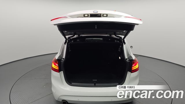 BMW 2-Series 2017 — photo 20