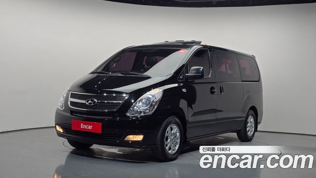 Hyundai Starex 2015 — photo 1