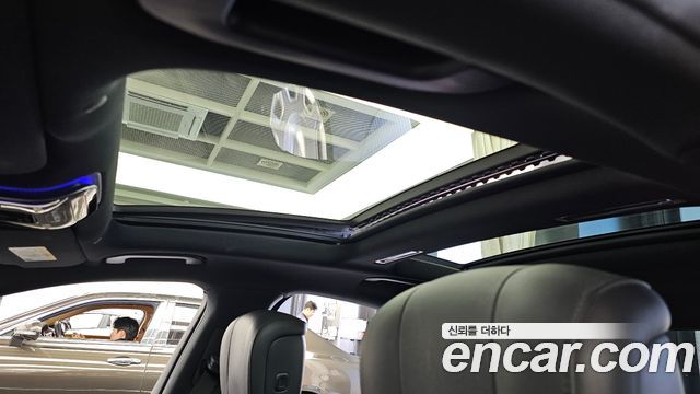 Mercedes-Benz S-Class 2021 — photo 25