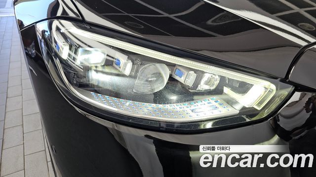 Mercedes-Benz S-Class 2021 — photo 8