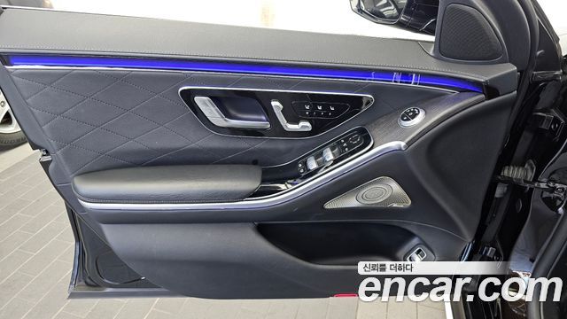 Mercedes-Benz S-Class 2021 — photo 14