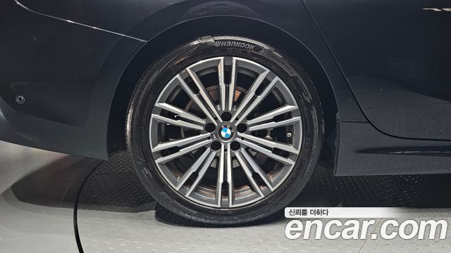 BMW 3-Series 2020 — photo 5