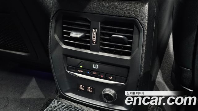 BMW 3-Series 2020 — photo 24