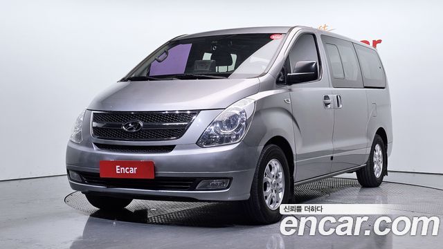 Hyundai Starex 2012 — photo 1