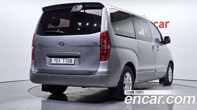 Hyundai Starex 2012 — photo 2