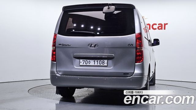 Hyundai Starex 2012 — photo 4