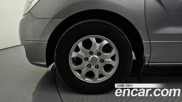 Hyundai Starex 2012 — photo 5