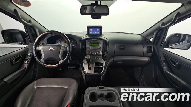Hyundai Starex 2012 — photo 7