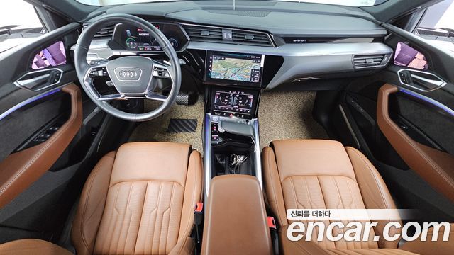 Audi e-tron 2020 — photo 7