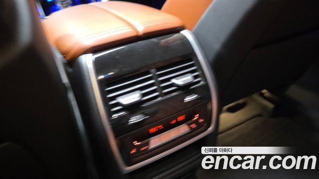 BMW X6 2022 — photo 26