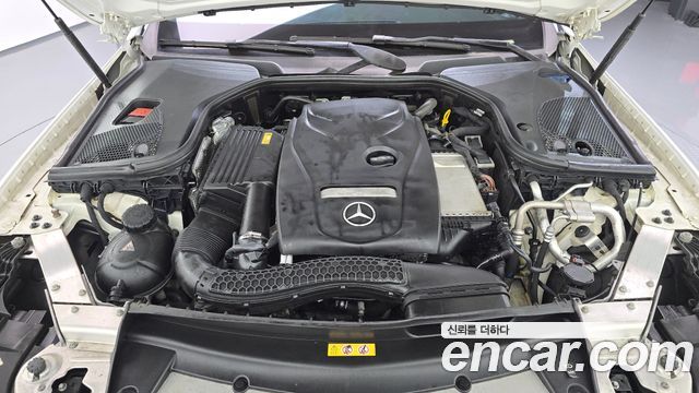 Mercedes-Benz E-Class 2017 — photo 6