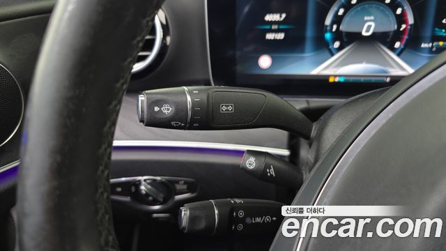 Mercedes-Benz E-Class 2017 — photo 15