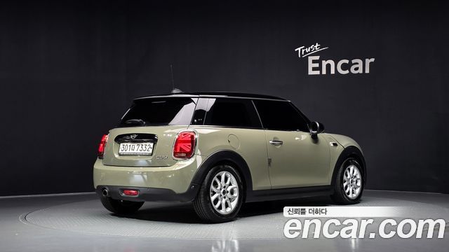 Mini Cooper 2019 — photo 2