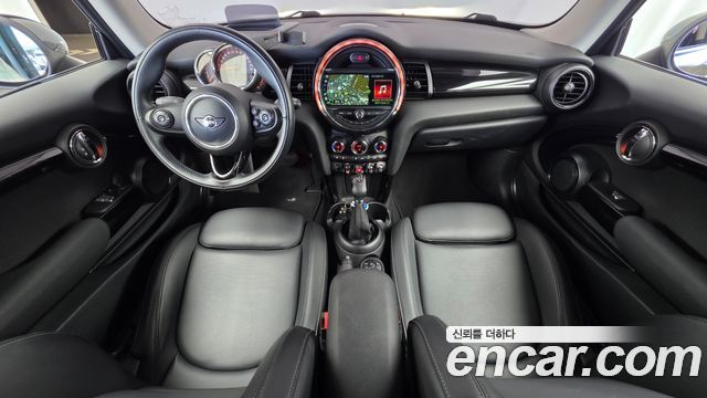 Mini Cooper 2019 — photo 7