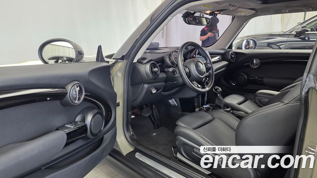Mini Cooper 2019 — photo 10