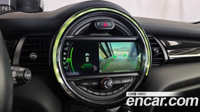 Mini Cooper 2019 — photo 15