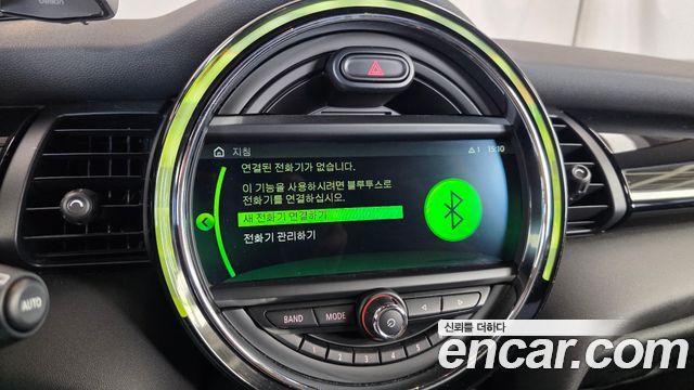 Mini Cooper 2019 — photo 16