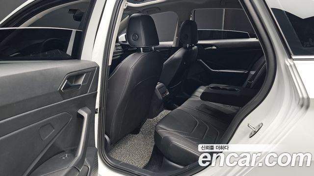 Volkswagen Jetta 2023 — photo 18