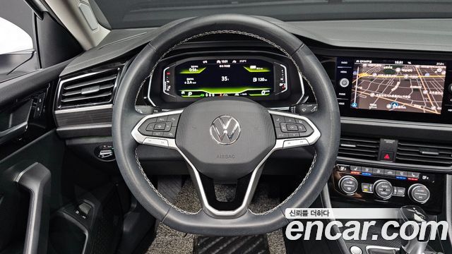 Volkswagen Jetta 2023 — photo 19