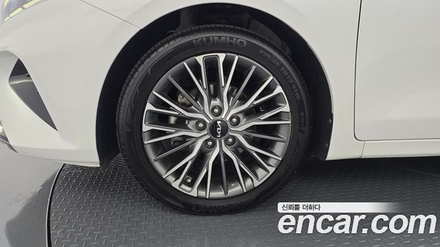 Kia K3 2022 — photo 5