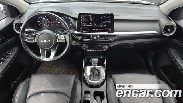 Kia K3 2022 — photo 10