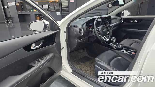 Kia K3 2022 — photo 13