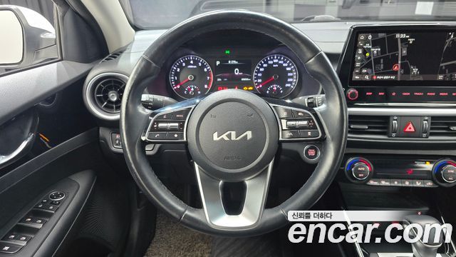 Kia K3 2022 — photo 19