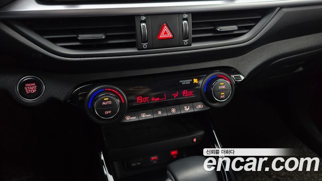 Kia K3 2022 — photo 23