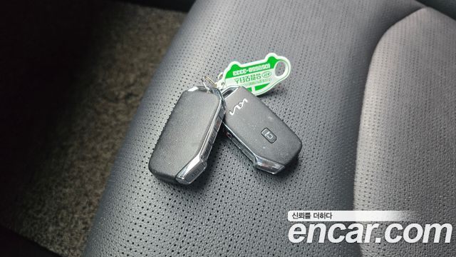 Kia K3 2022 — photo 30