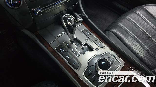 Hyundai Equus 2012 — photo 9