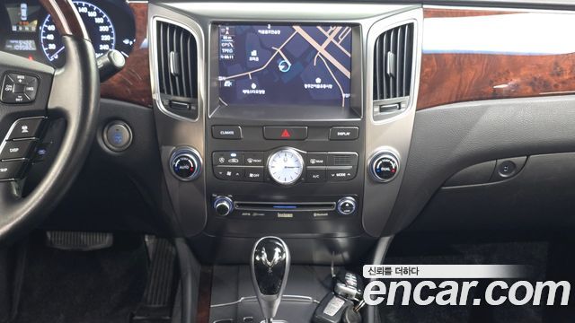 Hyundai Equus 2012 — photo 14
