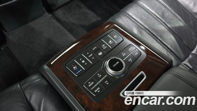 Hyundai Equus 2012 — photo 16