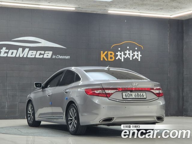 Hyundai Grandeur 2012 — photo 18