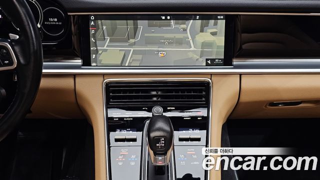 Porsche Panamera 2018 — photo 23