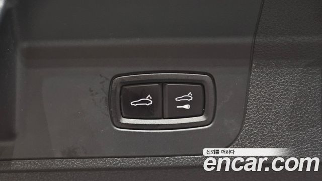 Porsche Panamera 2018 — photo 34