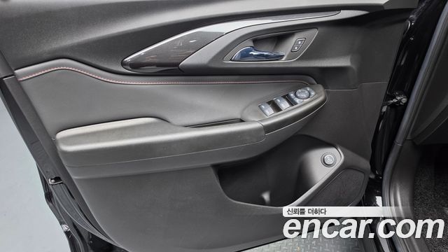 Chevrolet Korea Trailblazer 2023 — photo 14