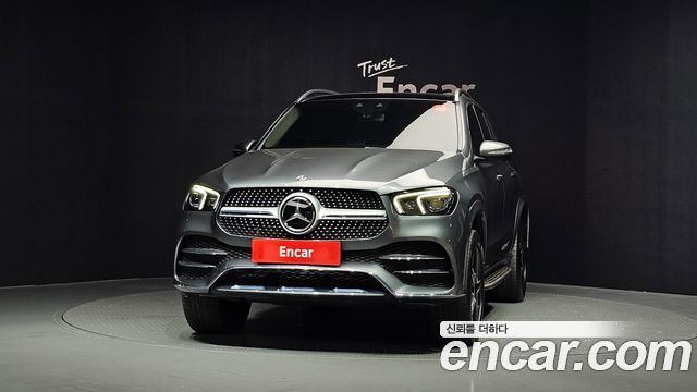 Mercedes-Benz GLE-Class 2020 — photo 3