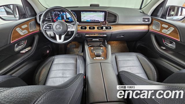 Mercedes-Benz GLE-Class 2020 — photo 7