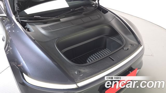 Tesla Model Y 2026 — photo 6