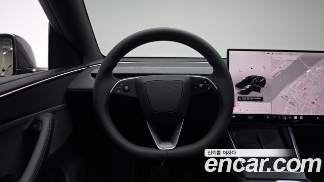 Tesla Model Y 2026 — photo 19