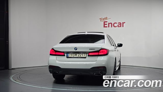 BMW 5-Series 2021 — photo 4