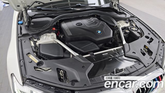 BMW 5-Series 2021 — photo 6