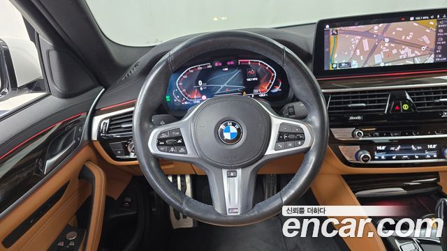 BMW 5-Series 2021 — photo 19