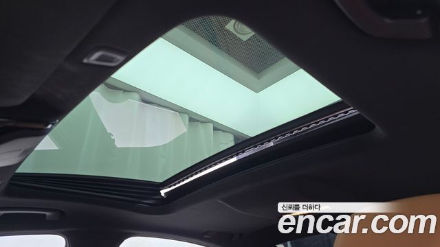 BMW 5-Series 2021 — photo 22