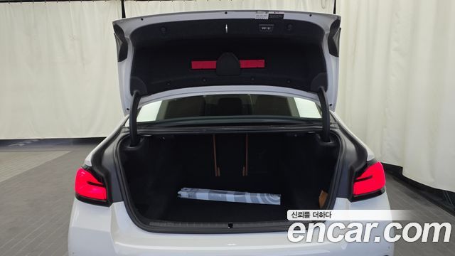 BMW 5-Series 2021 — photo 24