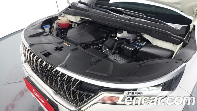 Kia Canival 2023 — photo 6