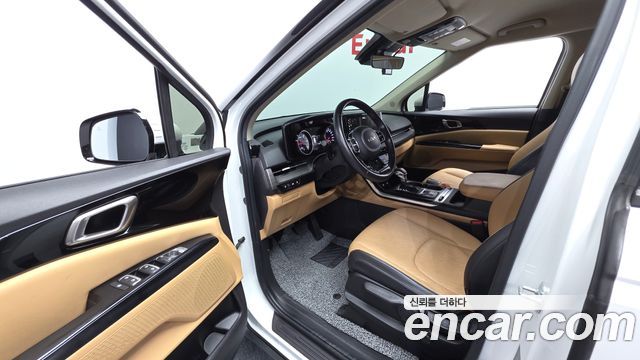 Kia Canival 2023 — photo 13